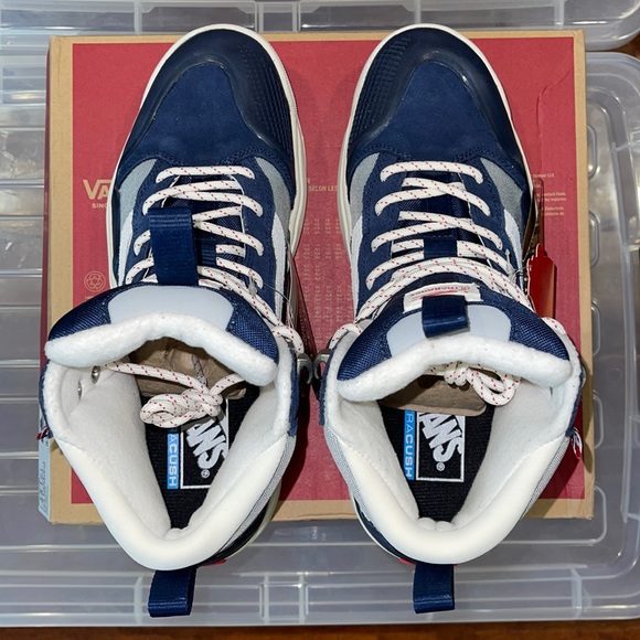 New VANS Ultrarange EXO Hi Gore-Tex MTE 2 in Dress Blue/ High Rise - Picture 7 of 16